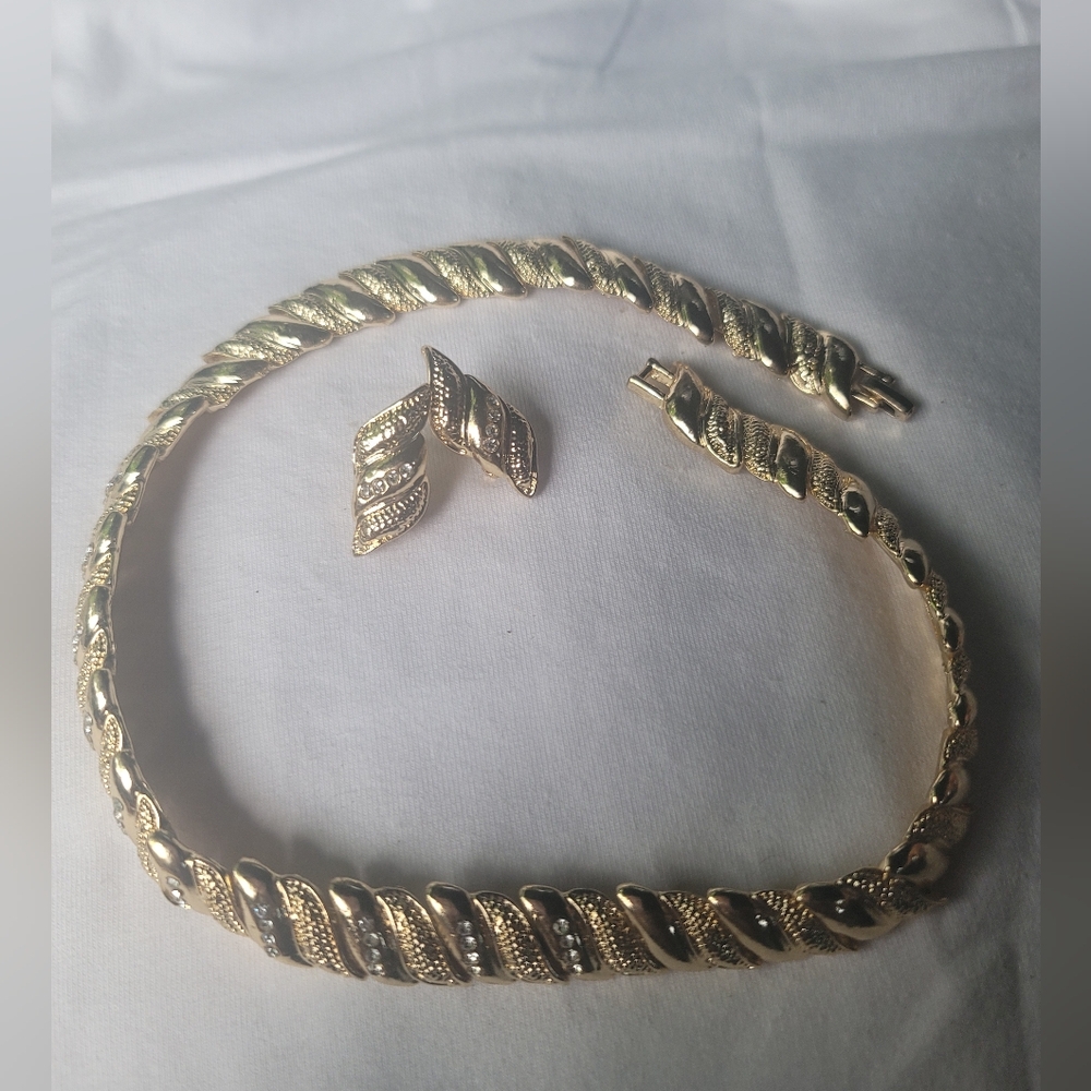 Twisted Gold and Silver Women's Necklace and Earrings Set